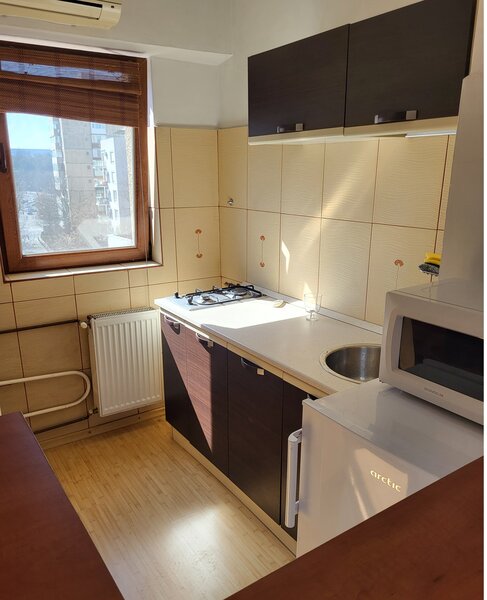 Tineretului, parc, metrou,